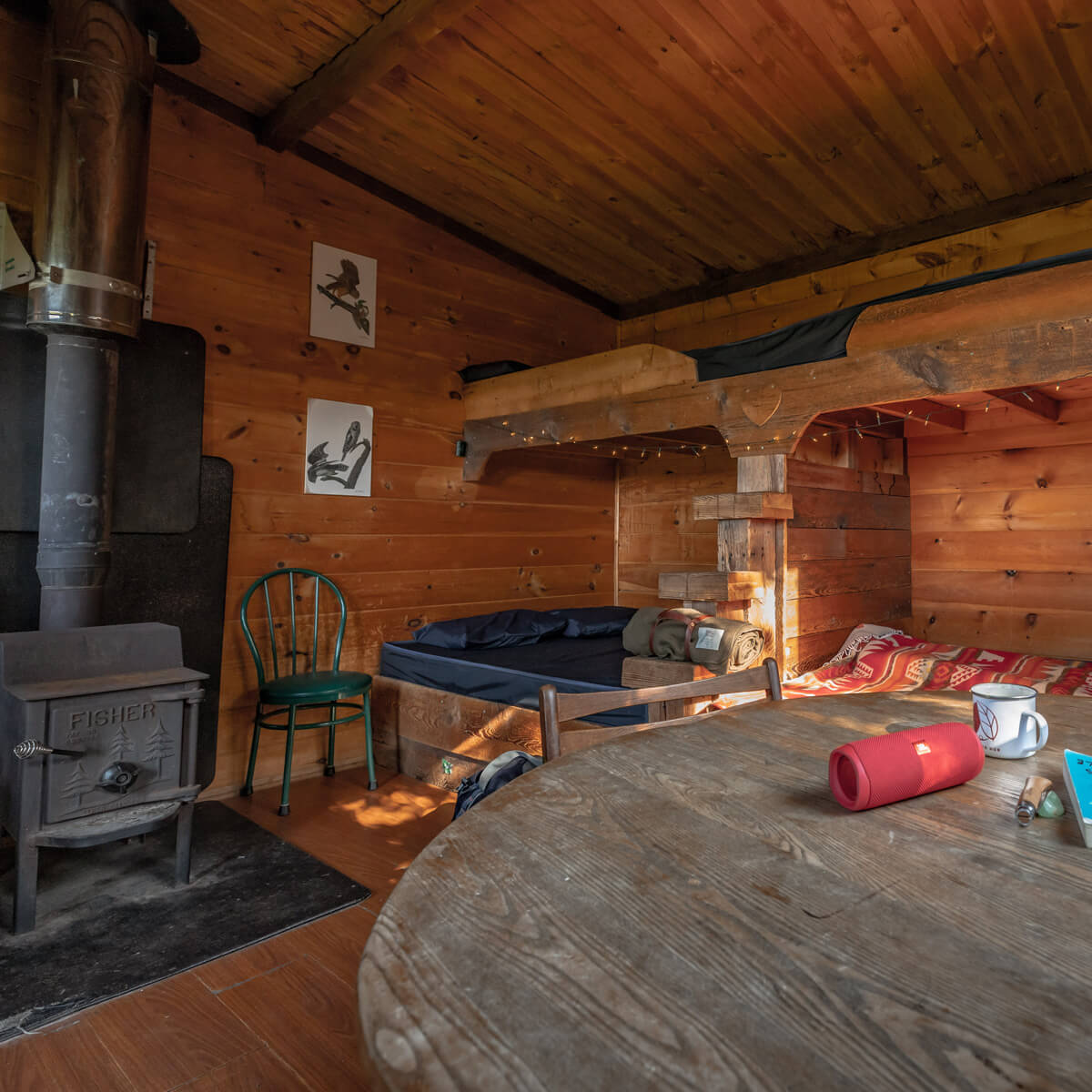 Discover the 7 types of ecological accommodation offered at Au Diable Vert - 4-season mountain and outdoor resort at Glen Sutton